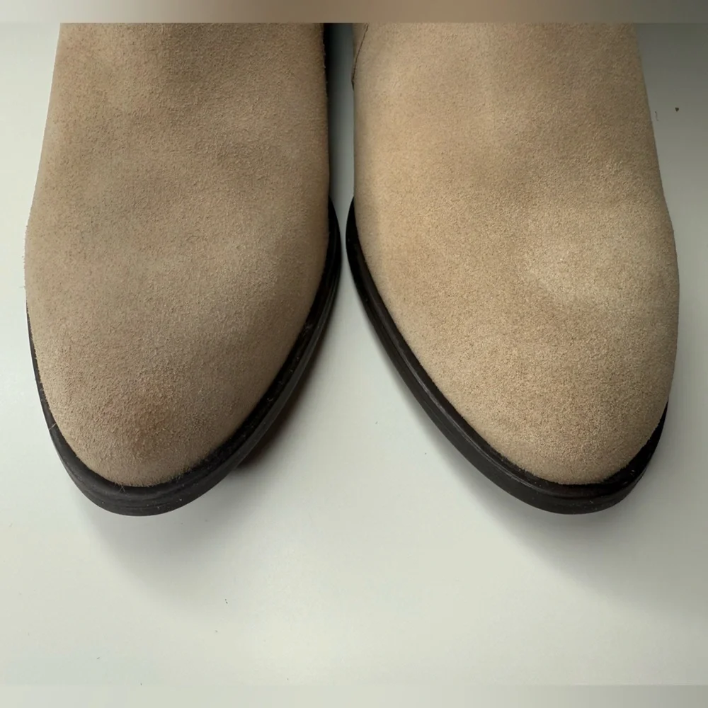 Barbour Women's Taupe Suede Ankle Western Booties Size 10 Feminine Classic